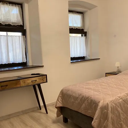 Hajnal Vendeghaz Guest house *